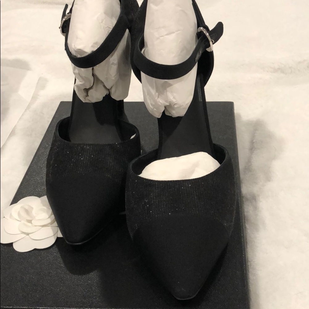 Chanel pumps